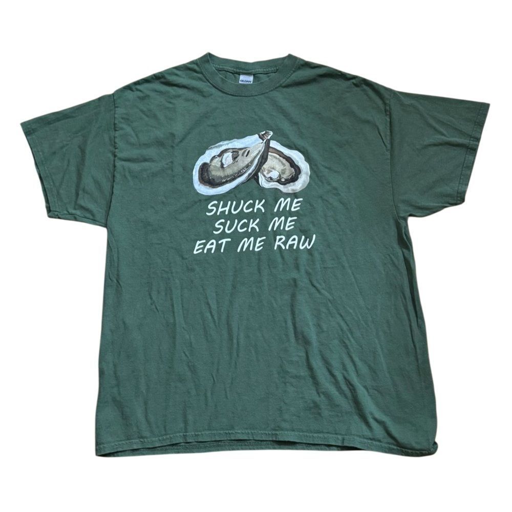 Gildan Unisex Playful Graphic Tee – “Shuck Me, Suck Me, Eat Me Raw” Oyster Print